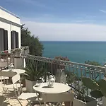 Vista Mare Sunrise-top Panorama-only Adults 招待所