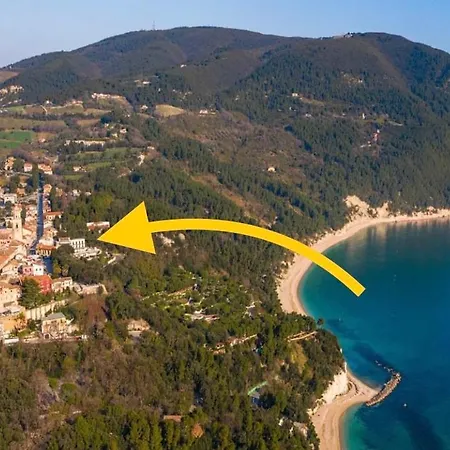 Camera Vista Mare Sunrise-Top Panorama in Sirolo