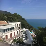 Vista Mare Sunrise-top Panorama-only Adults 4* سيرولو