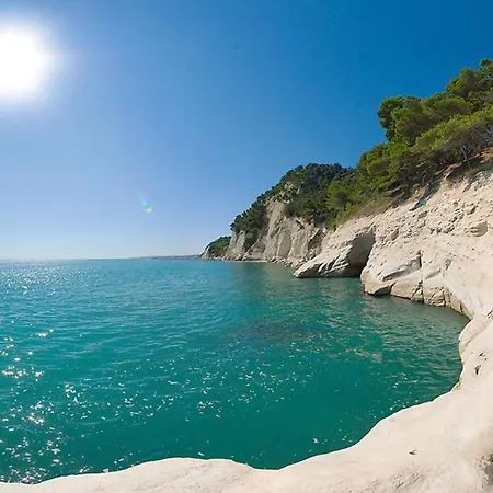 בית הארחה Vista Mare Sunrise-top Panorama-only Adults 3*