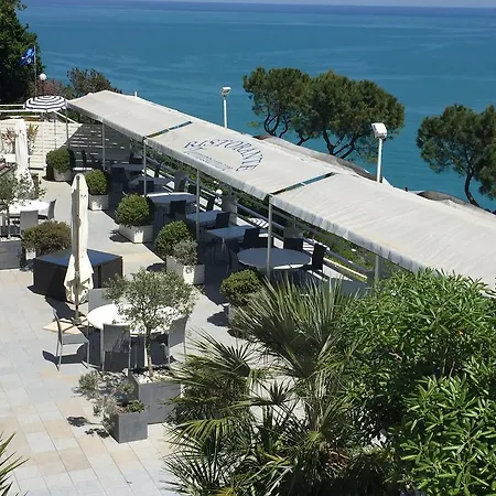 Vista Mare Sunrise-top Panorama-only Adults בית הארחה 3*