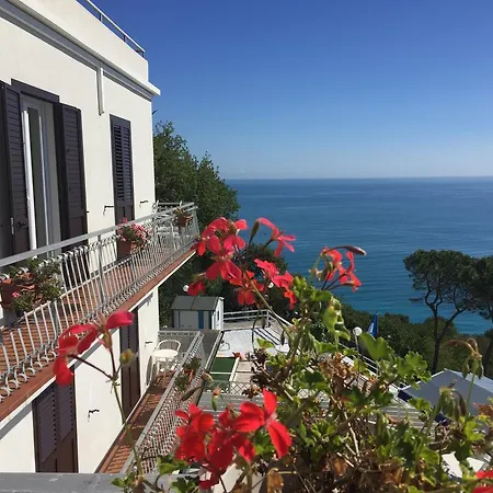 בית הארחה Vista Mare Sunrise-top Panorama-only Adults