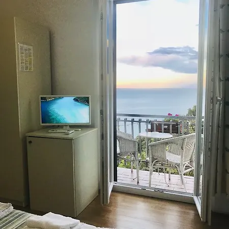 בית הארחה Vista Mare Sunrise-top Panorama-only Adults סירולו