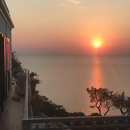 Vista Mare Sunrise-top Panorama-only Adults סירולו