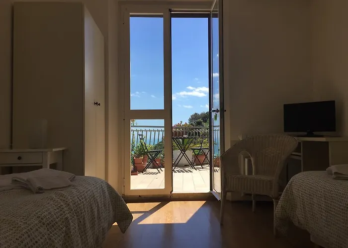 Vista Mare Sunrise-top Panorama-only Adults 招待所 锡罗洛